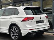 Volkswagen Tiguan 1.5 TSI EVO R-Line Tech DSG Euro 6 (s/s) 5dr 32