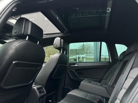 Volkswagen Tiguan 1.5 TSI EVO R-Line Tech DSG Euro 6 (s/s) 5dr 44