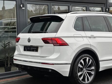 Volkswagen Tiguan 1.5 TSI EVO R-Line Tech DSG Euro 6 (s/s) 5dr 25