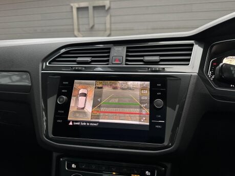 Volkswagen Tiguan 1.5 TSI EVO R-Line Tech DSG Euro 6 (s/s) 5dr 65