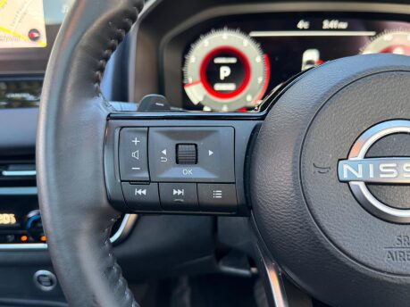 Nissan Qashqai DIG-T TEKNA DCT MHEV 18