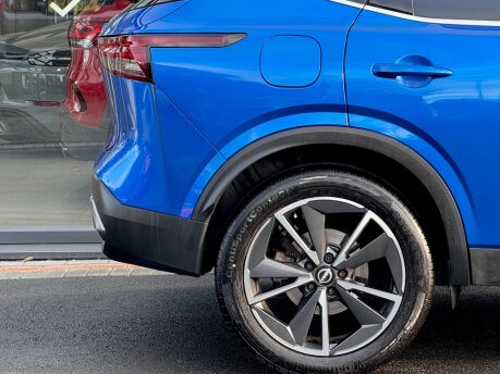 Nissan Qashqai DIG-T TEKNA DCT MHEV 24