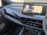 Nissan Qashqai DIG-T TEKNA DCT MHEV 31