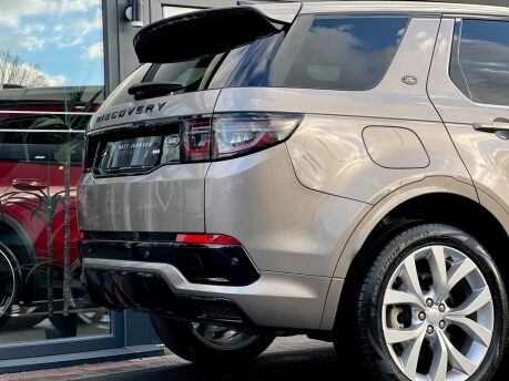 Land Rover Discovery Sport URBAN EDITION PHEV 31