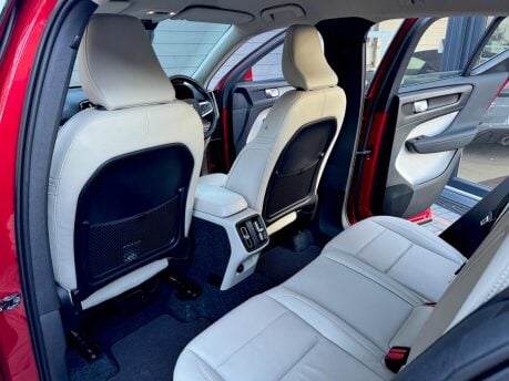 Volvo XC40 T3 INSCRIPTION PRO 41