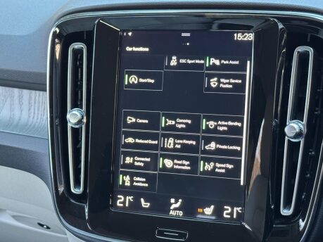 Volvo XC40 T3 INSCRIPTION PRO 38