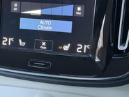 Volvo XC40 T3 INSCRIPTION PRO 18