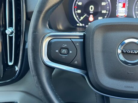 Volvo XC40 T3 INSCRIPTION PRO 22