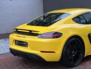 Porsche 718 Cayman CAYMAN GTS 74