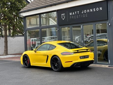 Porsche 718 Cayman CAYMAN GTS 2