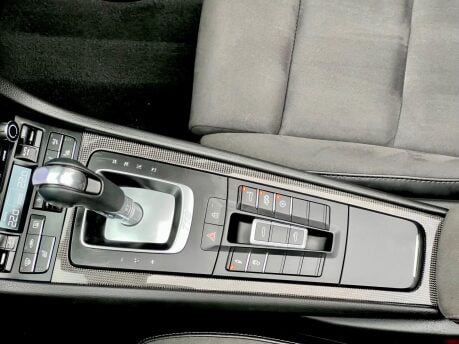 Porsche 718 BOXSTER GTS PDK 21