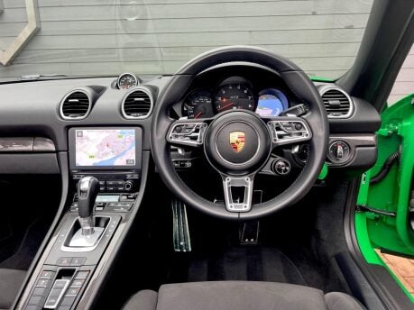 Porsche 718 BOXSTER GTS PDK 35