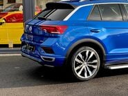 Volkswagen T-Roc R-LINE TSI 4MOTION DSG 17