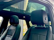 Land Rover Range Rover Evoque R-DYNAMIC SE 4