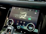 Land Rover Range Rover Evoque R-DYNAMIC SE 43