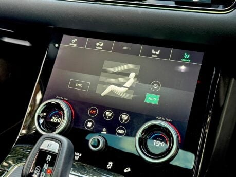 Land Rover Range Rover Evoque R-DYNAMIC SE 43