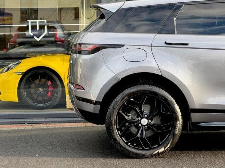 Land Rover Range Rover Evoque R-DYNAMIC SE 11