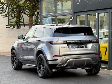 Land Rover Range Rover Evoque R-DYNAMIC SE 32