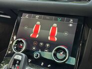 Land Rover Range Rover Evoque R-DYNAMIC SE 37