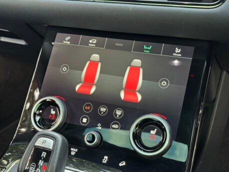 Land Rover Range Rover Evoque R-DYNAMIC SE 37