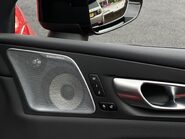 Volvo XC60 2.0h T8 Recharge 18.8kWh Ultimate Dark Auto AWD Euro 6 (s/s) 5dr 39