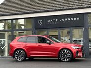 Volvo XC60 2.0h T8 Recharge 18.8kWh Ultimate Dark Auto AWD Euro 6 (s/s) 5dr 3