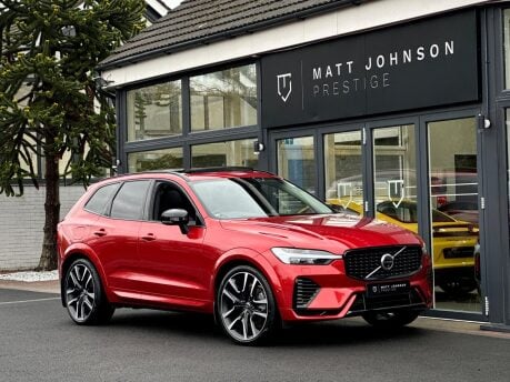 Volvo XC60 2.0h T8 Recharge 18.8kWh Ultimate Dark Auto AWD Euro 6 (s/s) 5dr 1