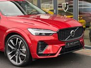 Volvo XC60 2.0h T8 Recharge 18.8kWh Ultimate Dark Auto AWD Euro 6 (s/s) 5dr 54