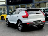 Volvo XC40 RECHARGE T4 R-DESIGN 10
