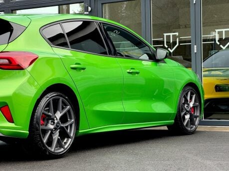 Ford Focus ST 23