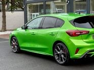 Ford Focus ST 32