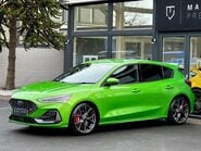 Ford Focus ST 21