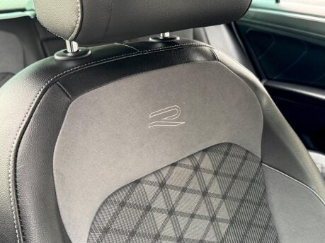 Volkswagen Tiguan R-LINE TSI DSG 37