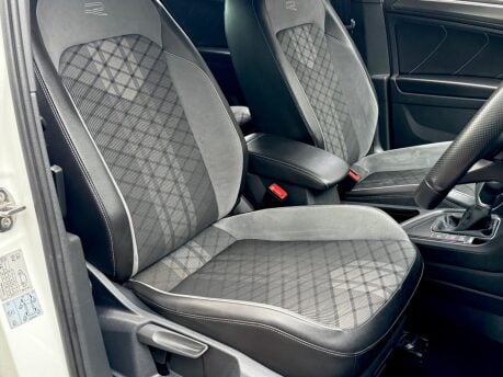 Volkswagen Tiguan R-LINE TSI DSG 17