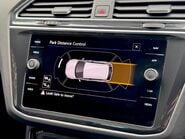 Volkswagen Tiguan R-LINE TSI DSG 32