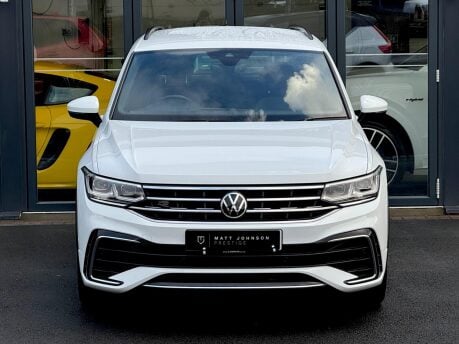Volkswagen Tiguan R-LINE TSI DSG 28