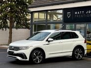 Volkswagen Tiguan R-LINE TSI DSG 26