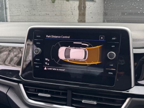 Volkswagen T-Roc R-LINE TSI DSG 33