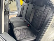 Volkswagen T-Roc R-LINE TSI DSG 24