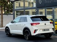 Volkswagen T-Roc R-LINE TSI DSG 30