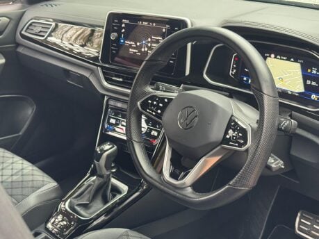 Volkswagen T-Roc R-LINE TSI DSG 4