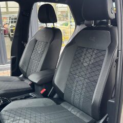 Volkswagen T-Roc R-LINE TSI DSG 1