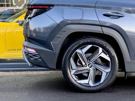 Hyundai TUCSON T-GDI ULTIMATE 19