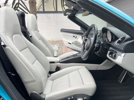 Porsche 718 BOXSTER S PDK 25