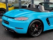 Porsche 718 BOXSTER S PDK 16