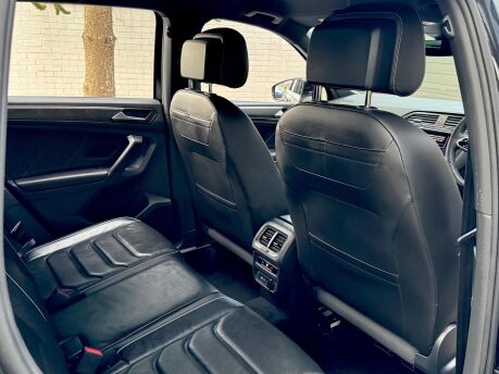 Volkswagen Tiguan R-LINE EDITION TDI DSG 25