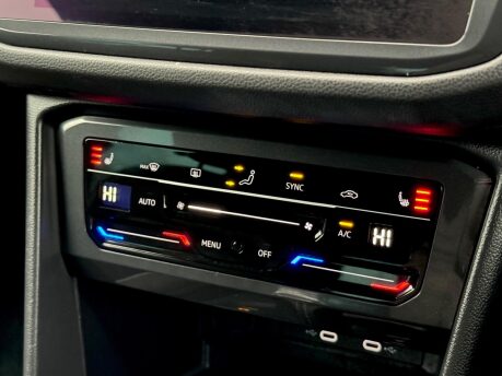 Volkswagen Tiguan R-LINE EDITION TDI DSG 31