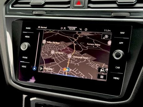 Volkswagen Tiguan R-LINE EDITION TDI DSG 49