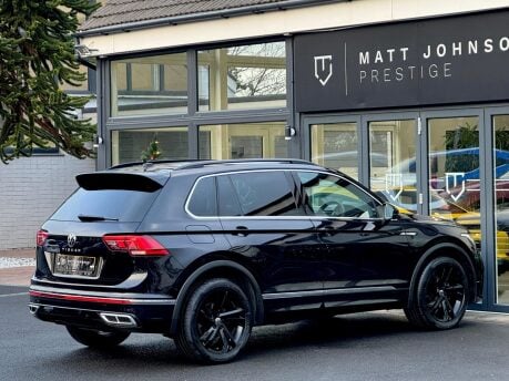 Volkswagen Tiguan R-LINE EDITION TDI DSG 36