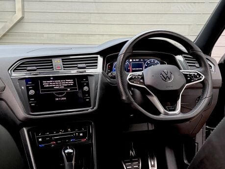 Volkswagen Tiguan R-LINE EDITION TDI DSG 12
